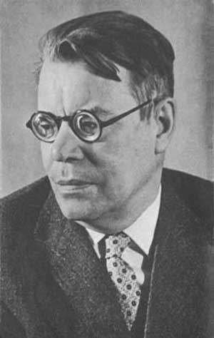 советский поэт Михаил Исаковский