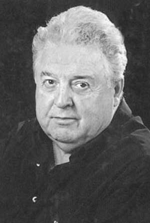 Советский поет Михаил Танич