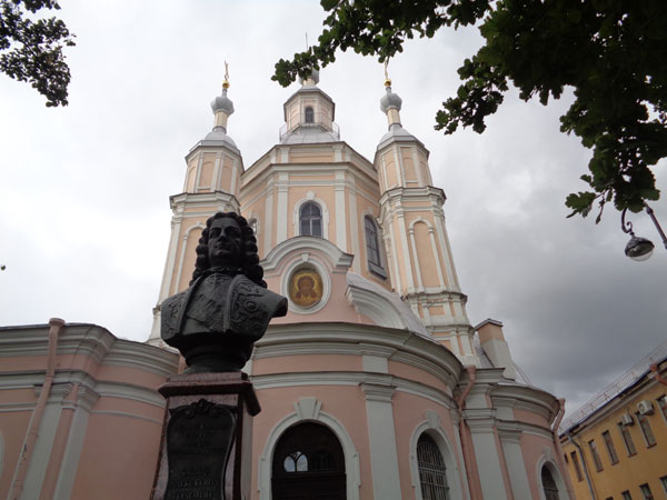 Васильевский остров. Андреевский собор. Фото В. Пятинина